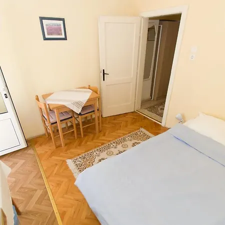 Apartment Jakov