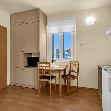 Jakov Apartmán Makarská