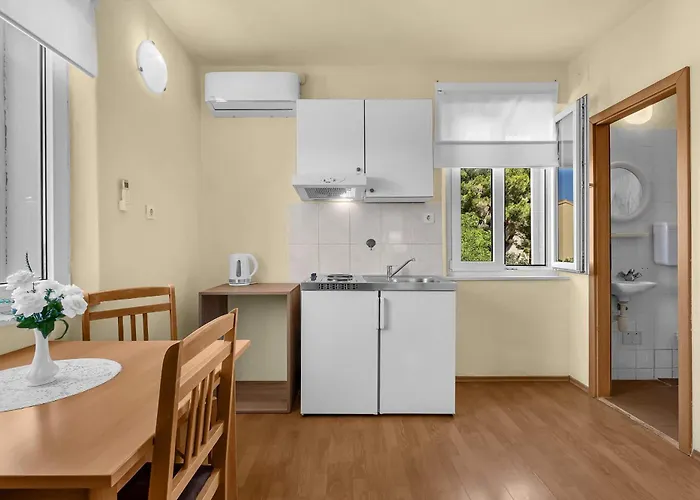 Jakov Макарска